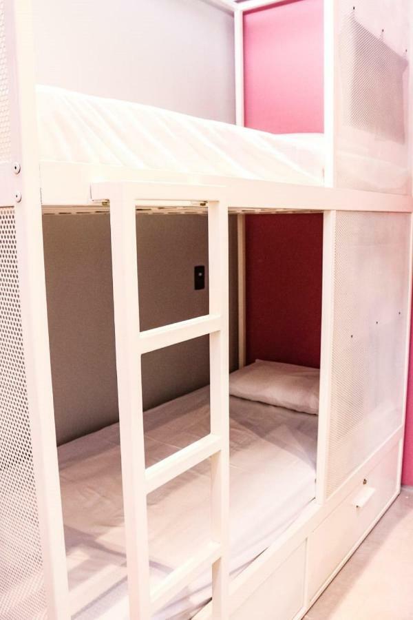 Artsy Vitoria Hostel מראה חיצוני תמונה