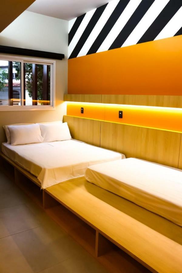 Artsy Vitoria Hostel מראה חיצוני תמונה
